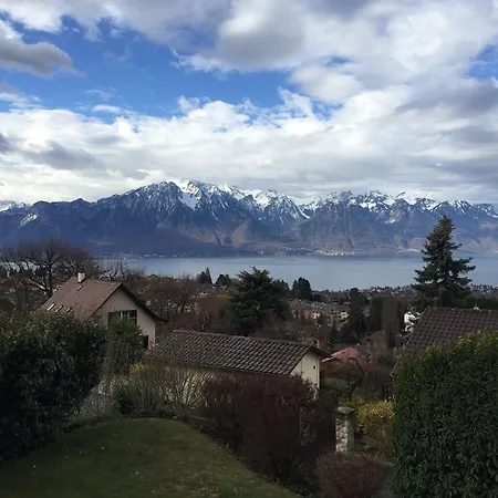 וילה Swiss Riviera